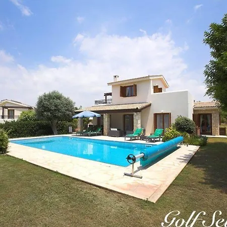 Lara “child Friendly With Pool Alarm, Free Cot & High Chair” *